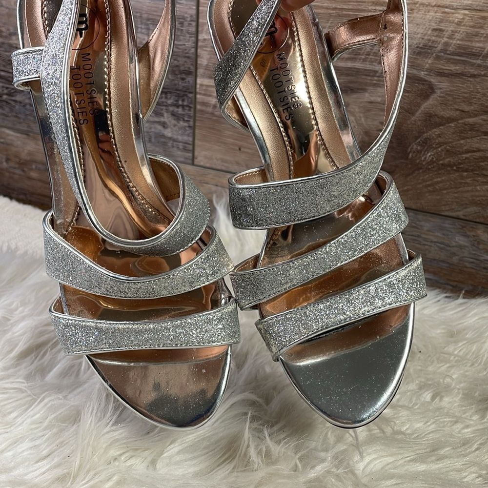 Mootsie Tootsies Ladies Strappy Silver Glittery Clear Heels, Size 6, Mo Jericho